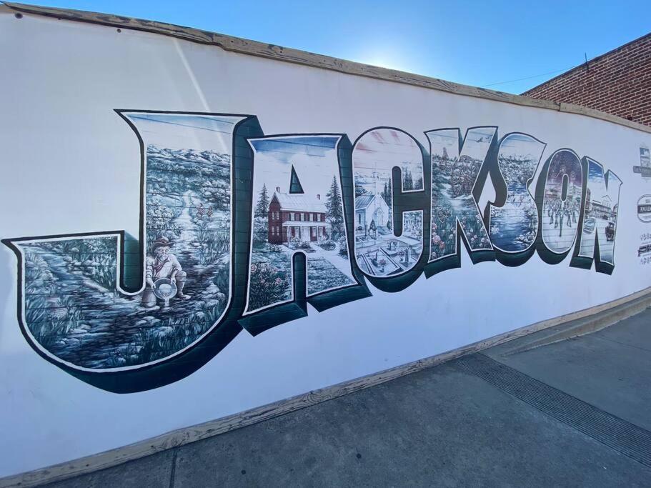 Spacious Downtown Jackson Retreat- Historic Hangout Eksteriør bilde